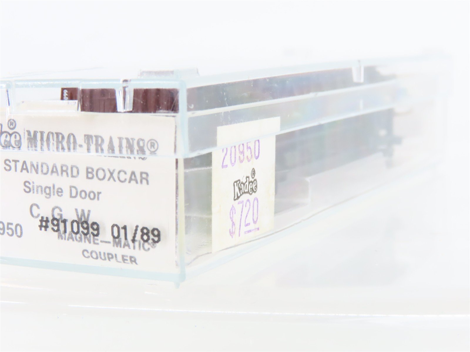 N Scale Kadee Micro-Trains MTL 20950 CGW Corn Belt Route 40' Box Car #91099