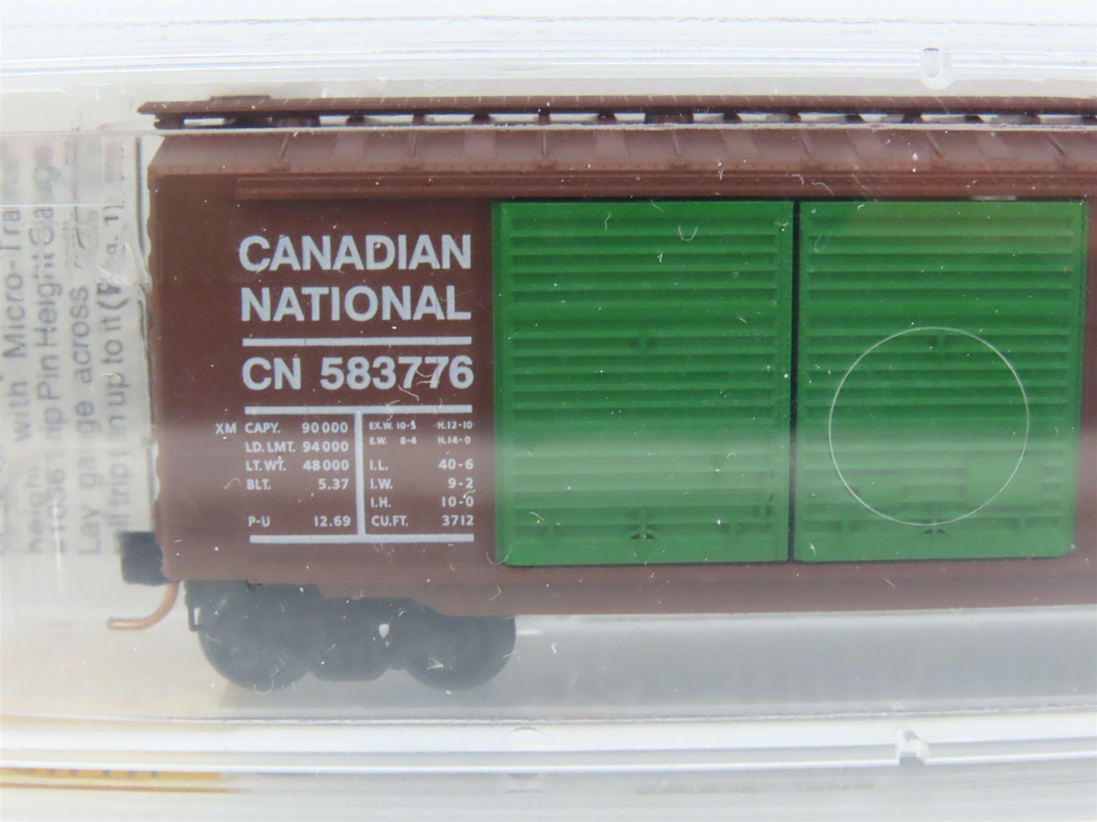 N Scale Micro-Trains MTL 23070 CN Canadian National 40' Box Car #583776