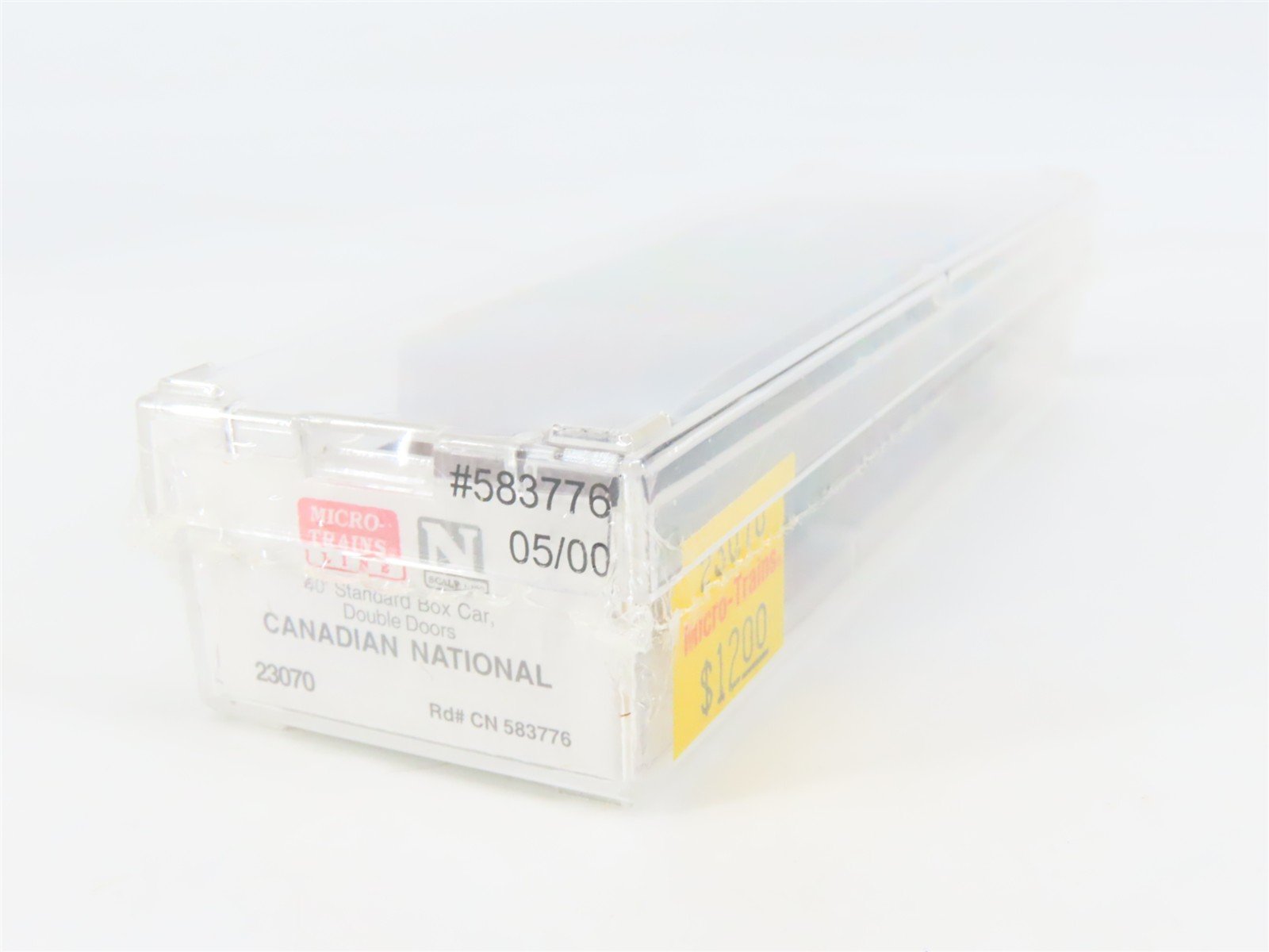 N Scale Micro-Trains MTL 23070 CN Canadian National 40' Box Car #583776