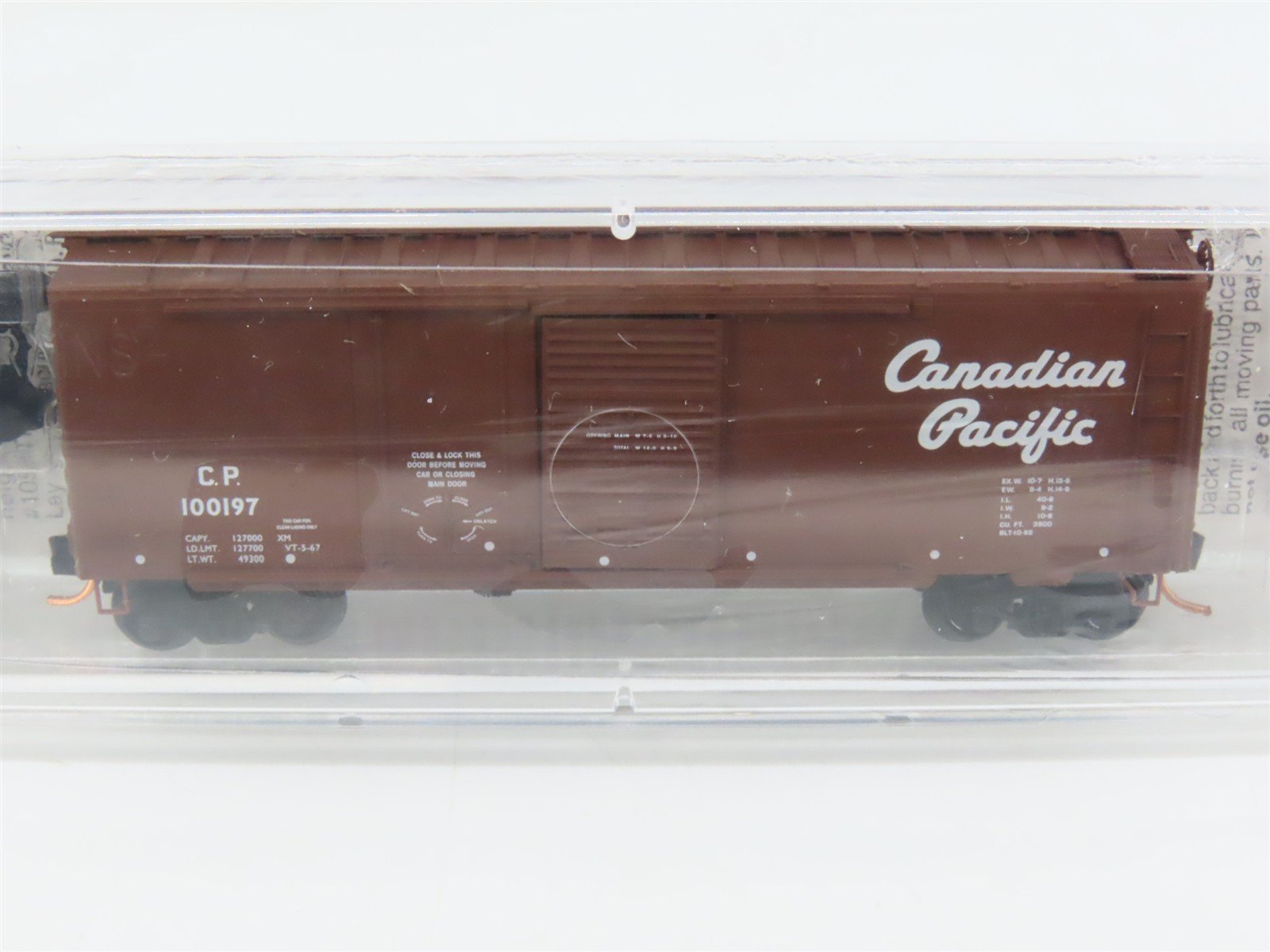 N Scale Micro-Trains MTL 22110 CP Canadian Pacific 40' Box Car #100197