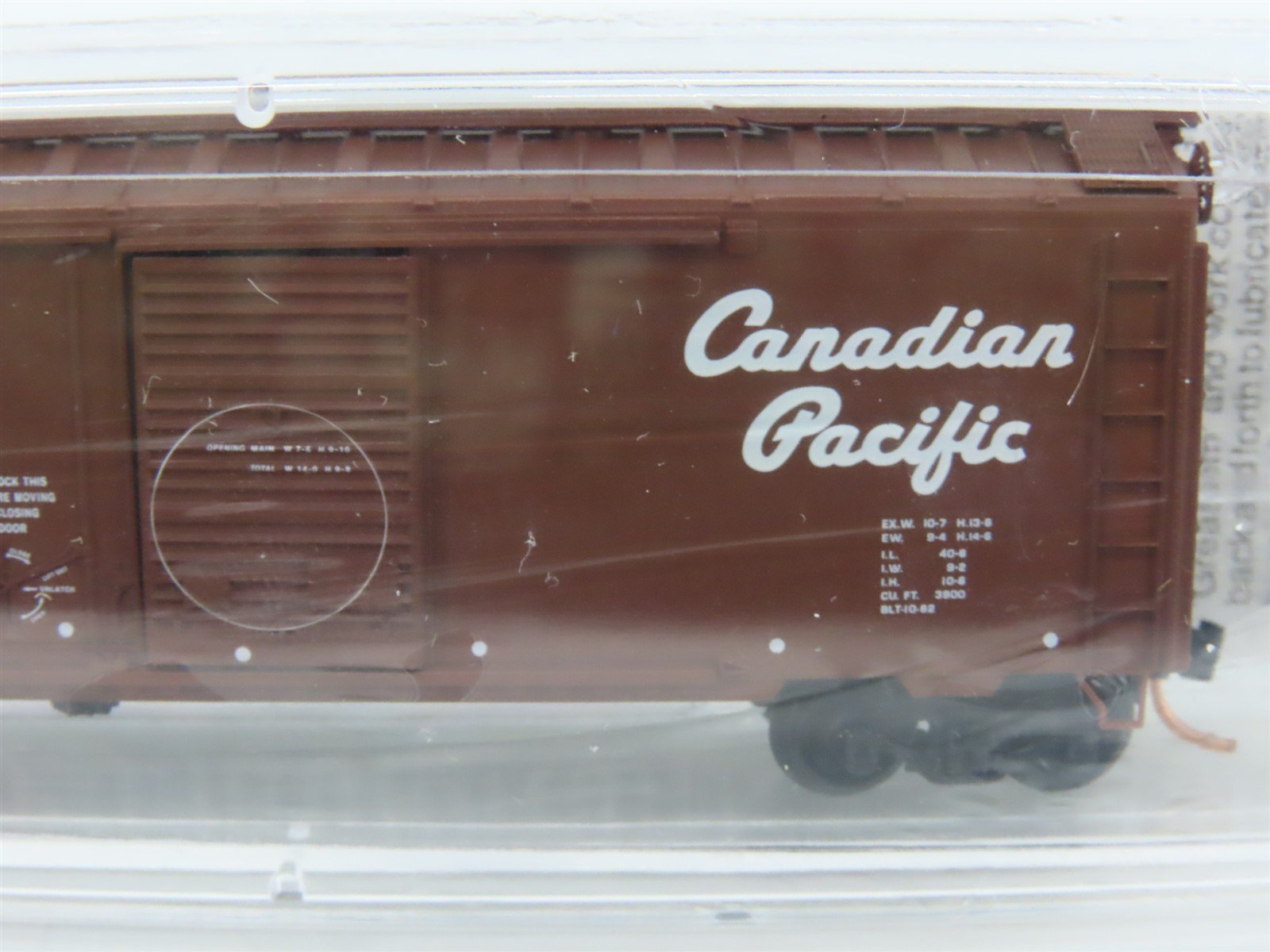 N Scale Micro-Trains MTL 22110 CP Canadian Pacific 40' Box Car #100197
