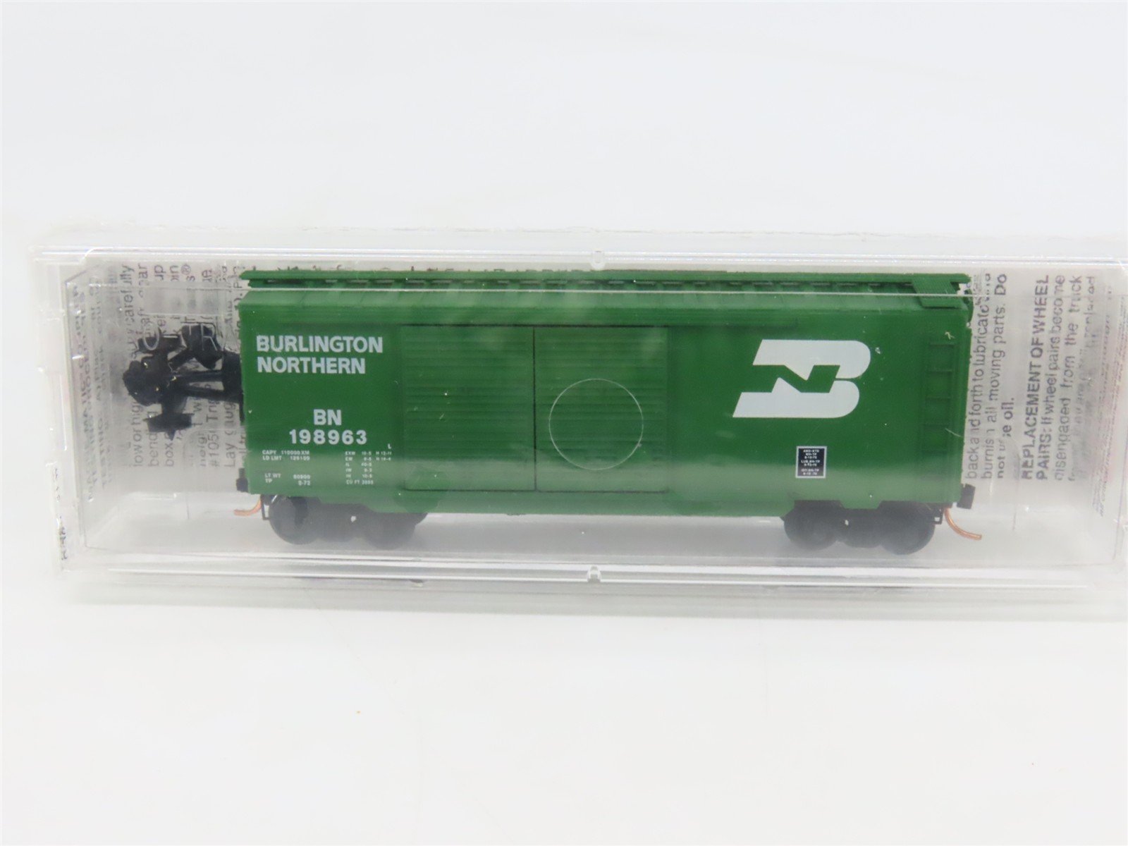 N Scale Micro-Trains MTL 23080 BN Burlington Northern 40' Box Car #198963