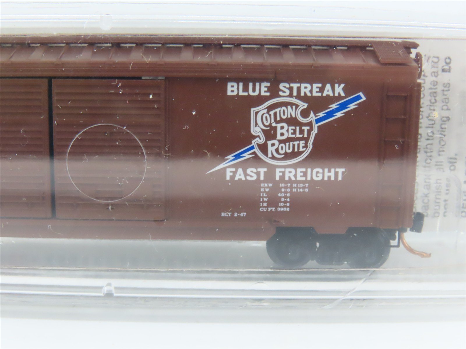 N Scale Micro-Trains MTL 23030 SSW Cotton Belt Blue Streak 40' Box Car #46435
