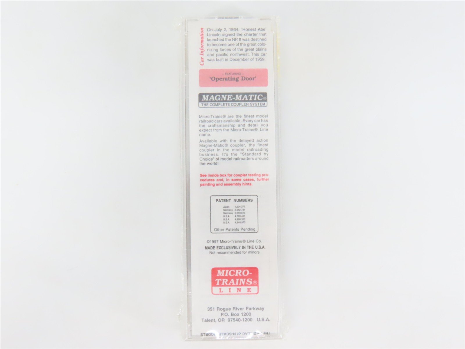 N Scale Micro-Trains MTL 22040 NP Northern Pacific Vista-Dome 40' Box Car #8723