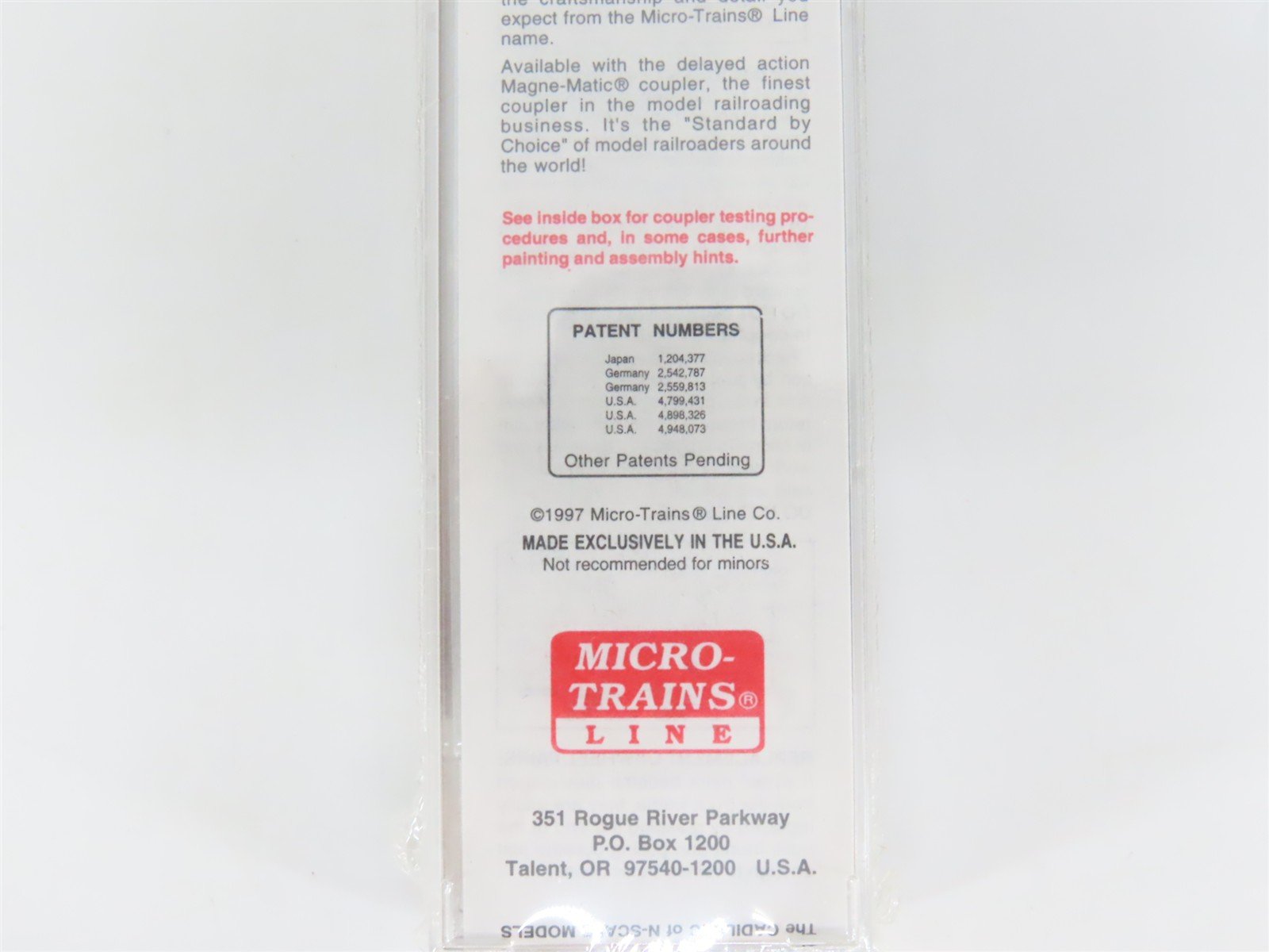 N Scale Micro-Trains MTL 22040 NP Northern Pacific Vista-Dome 40' Box Car #8723