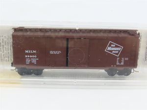N Scale Micro-Trains MTL 22180 MILW Milwaukee Road 40' Box Car #29900