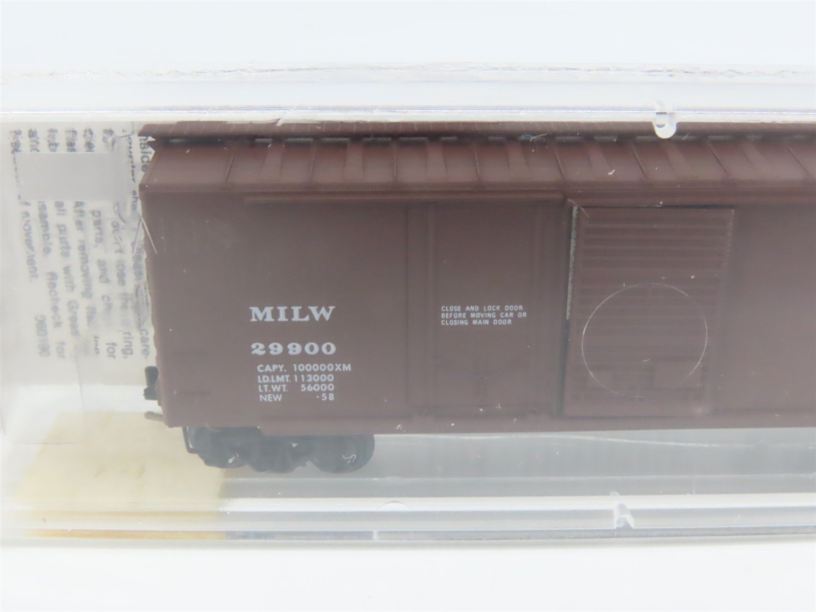 N Scale Micro-Trains MTL 22180 MILW Milwaukee Road 40' Box Car #29900