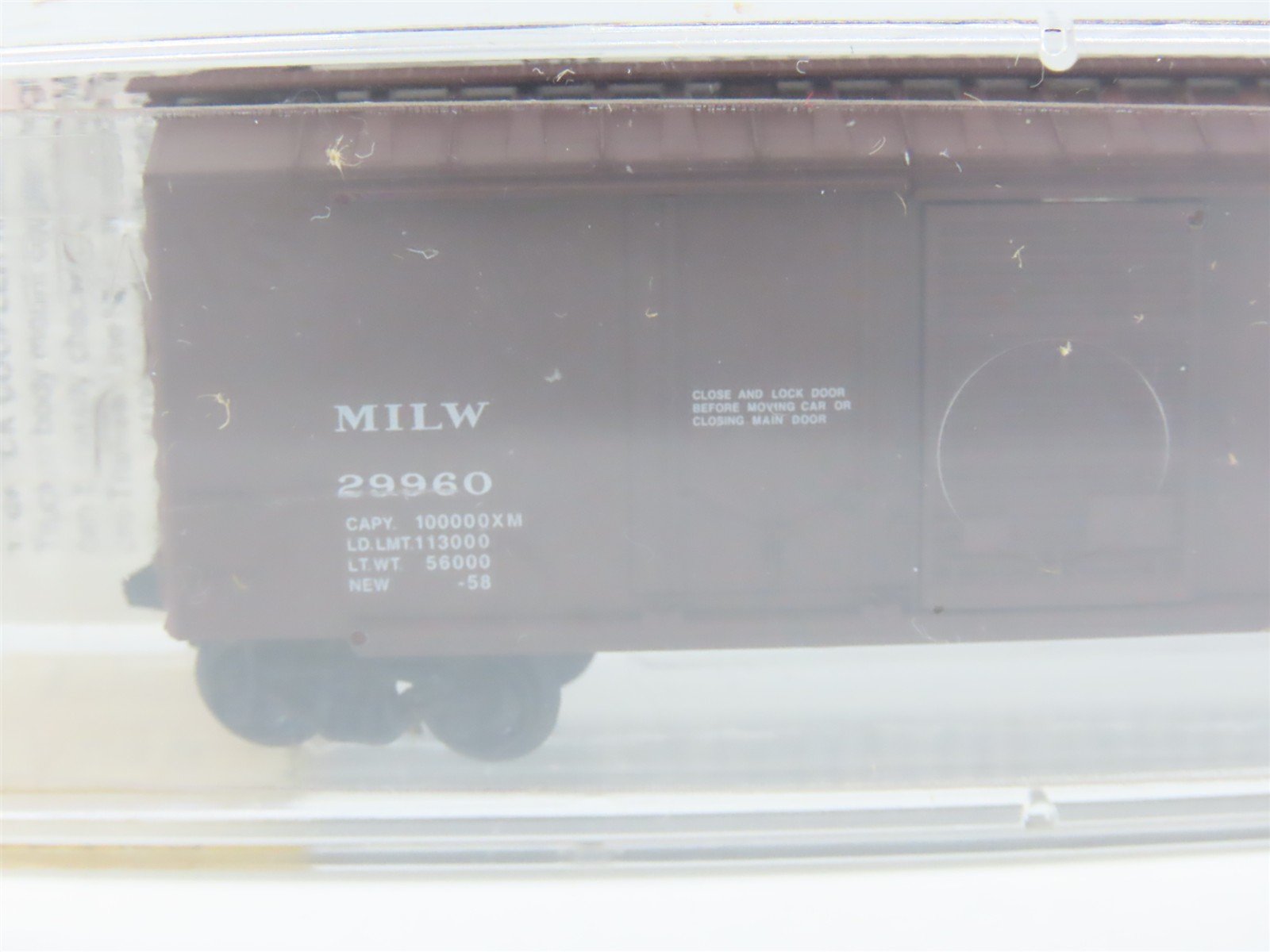 N Scale Micro-Trains MTL 22180 MILW Milwaukee Road 40' Box Car #29960
