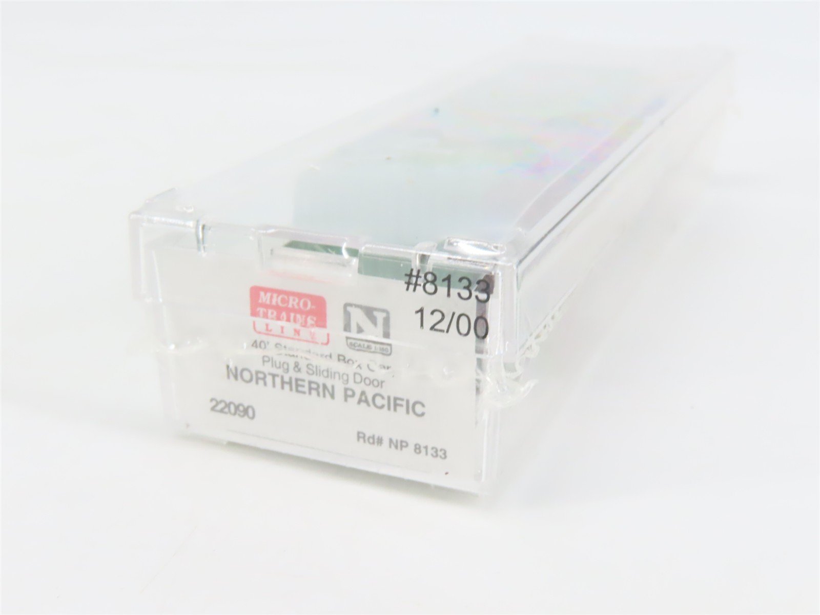 N Scale Micro-Trains MTL 22090 NP Northern Pacific 40' Box Car #8133