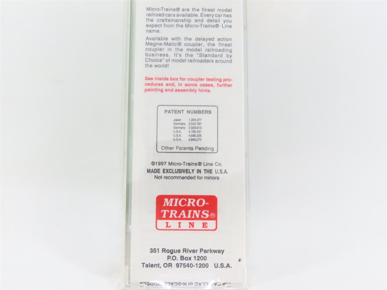 N Scale Micro-Trains MTL 22090 NP Northern Pacific 40' Box Car #8130
