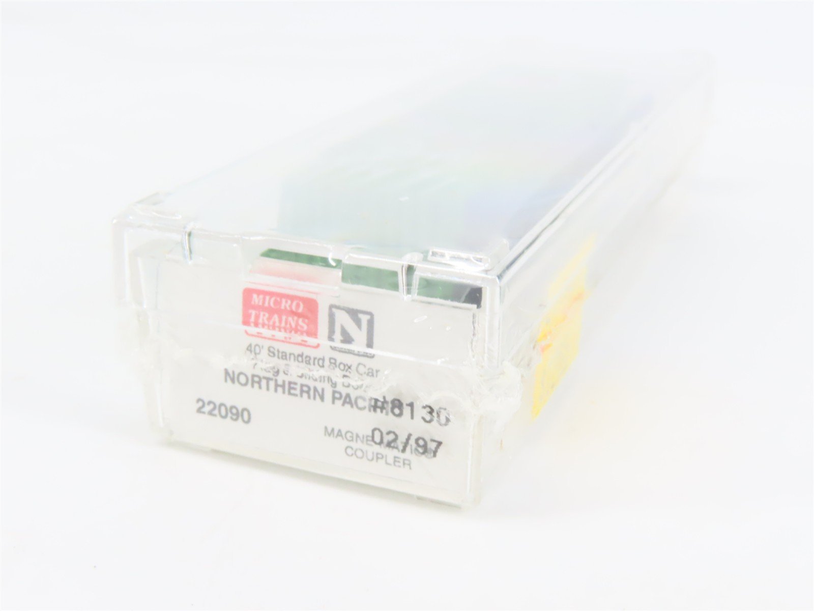 N Scale Micro-Trains MTL 22090 NP Northern Pacific 40' Box Car #8130
