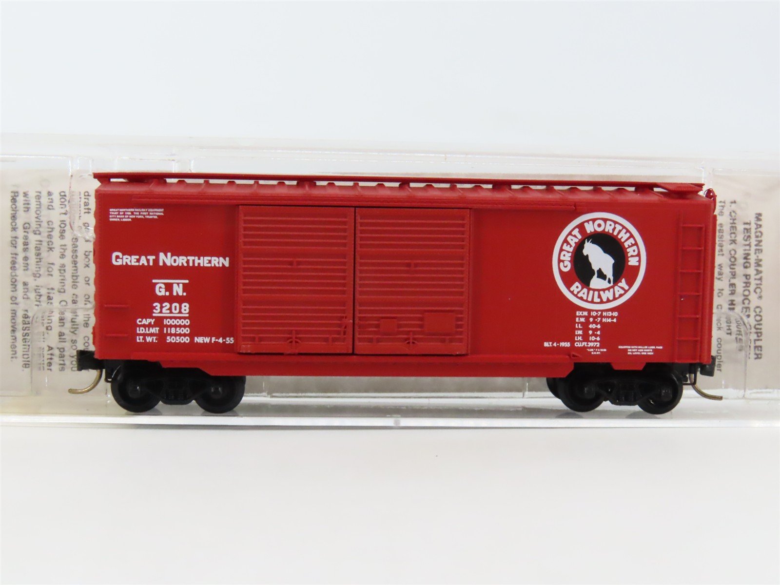 N Scale Kadee Micro-Trains MTL 23060 GN Great Northern 40' Box Car #3208