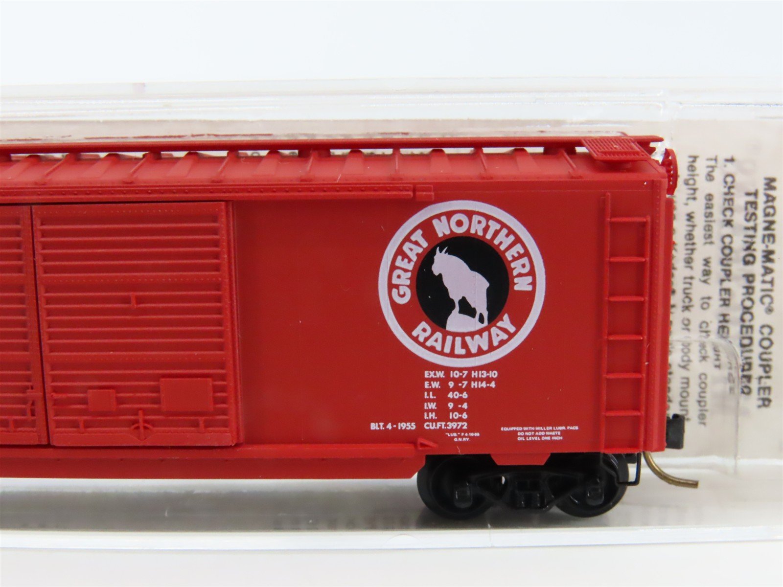 N Scale Kadee Micro-Trains MTL 23060 GN Great Northern 40' Box Car #3208