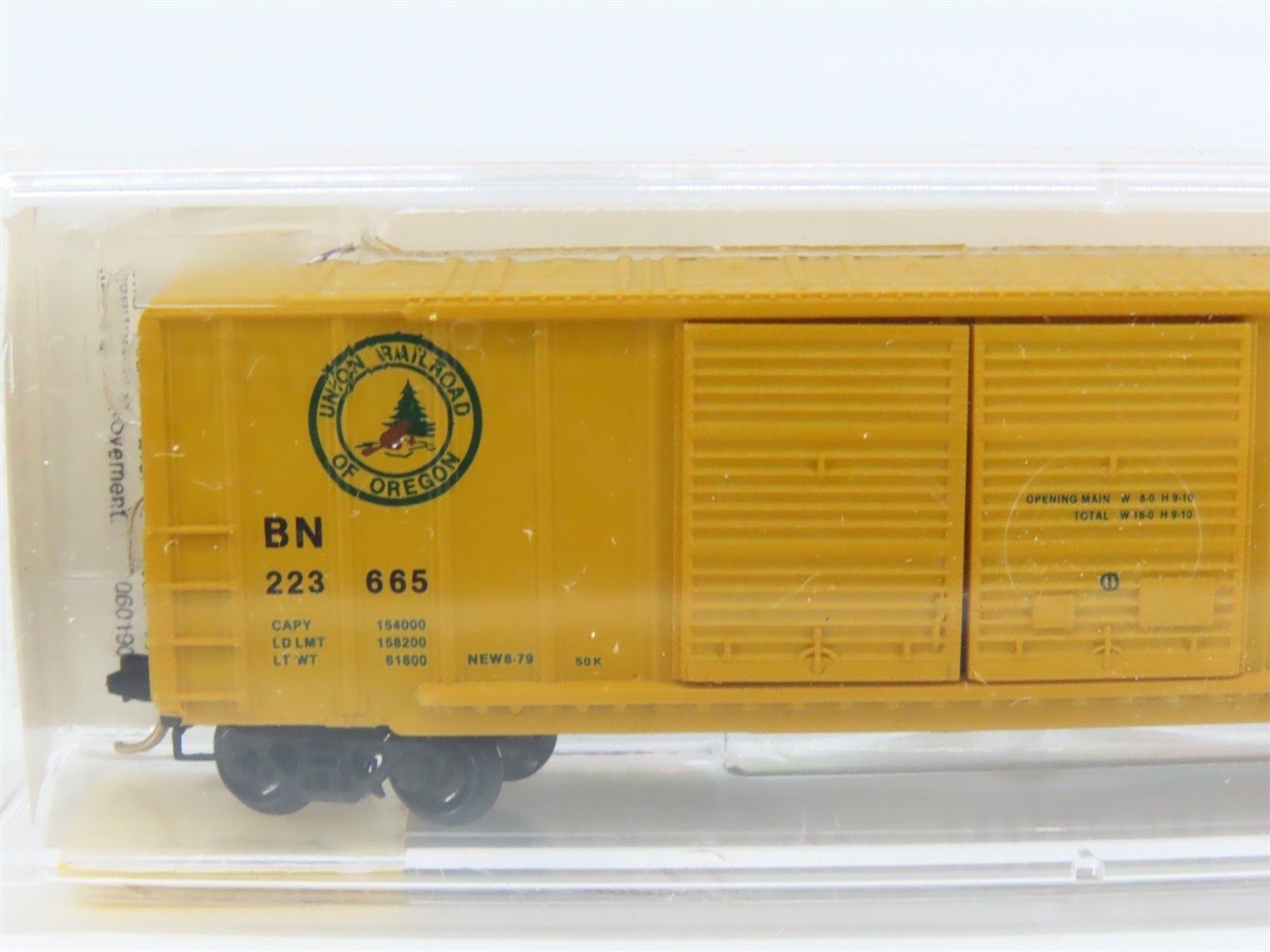 N Scale Micro-Trains MTL 30170 BN Union Railroad of Oregon 50' Box Car #223665