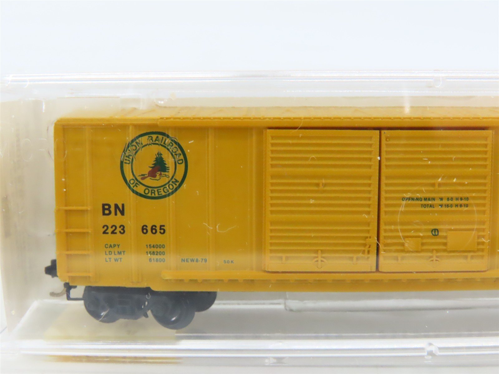 N Scale Micro-Trains MTL 30170 BN Union Railroad of Oregon 50' Box Car #223665