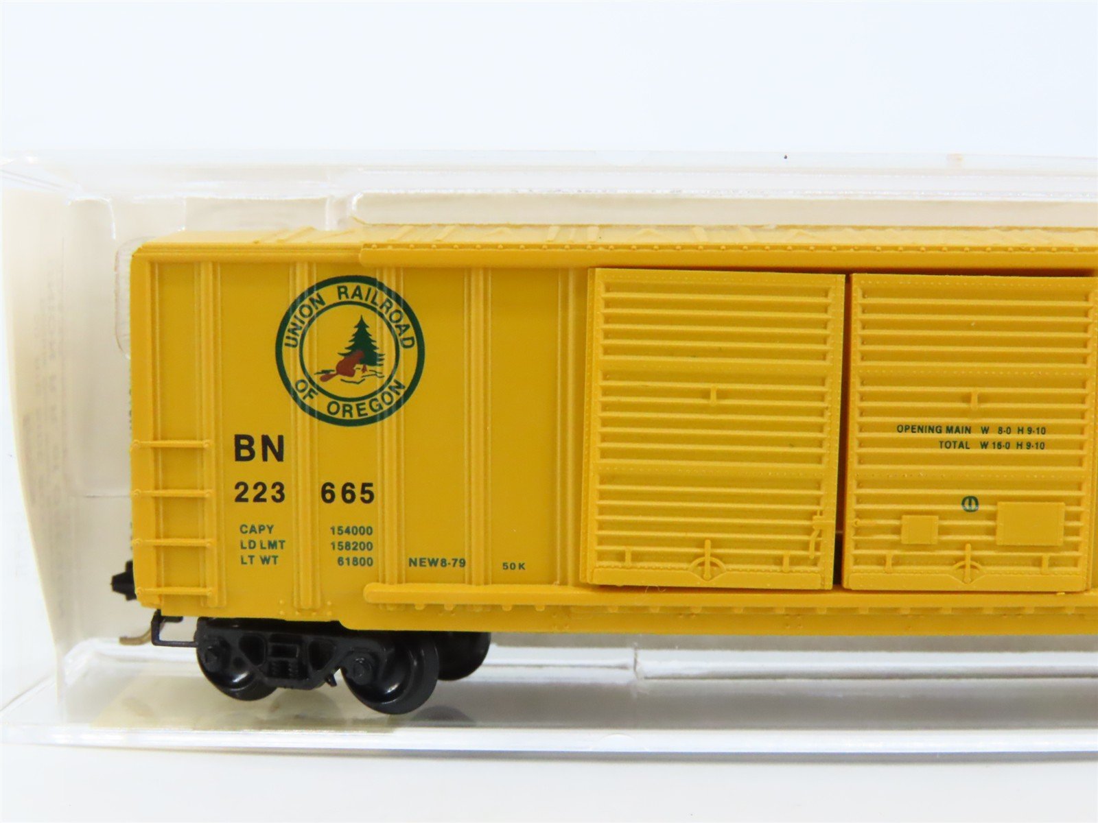 N Scale Micro-Trains MTL 30170 BN Union Railroad of Oregon 50' Box Car #223665