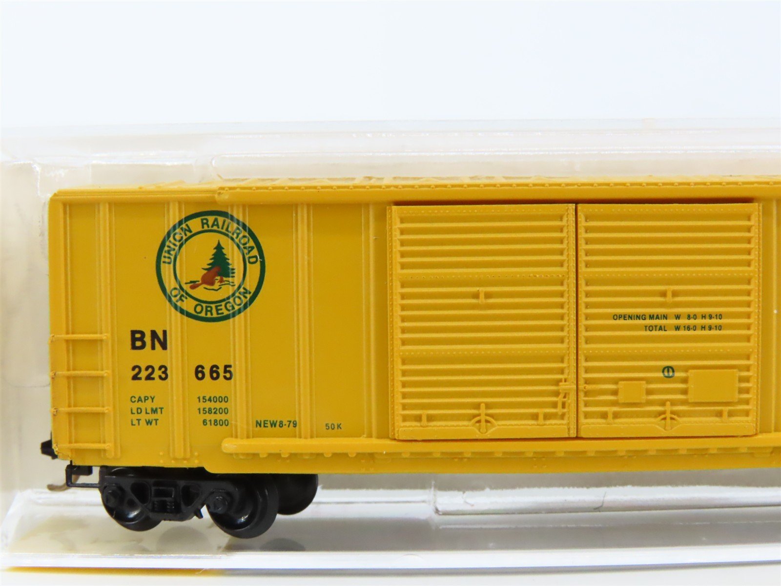 N Scale Micro-Trains MTL 30170 BN Union Railroad of Oregon 50' Box Car #223665