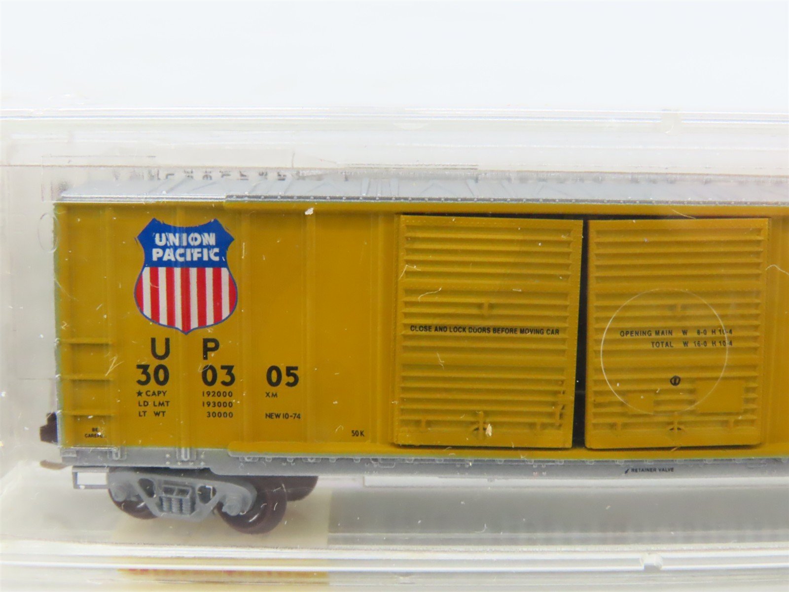 N Scale Micro-Trains MTL 30180 UP Union Pacific 50' Rib Side Box Car #300305