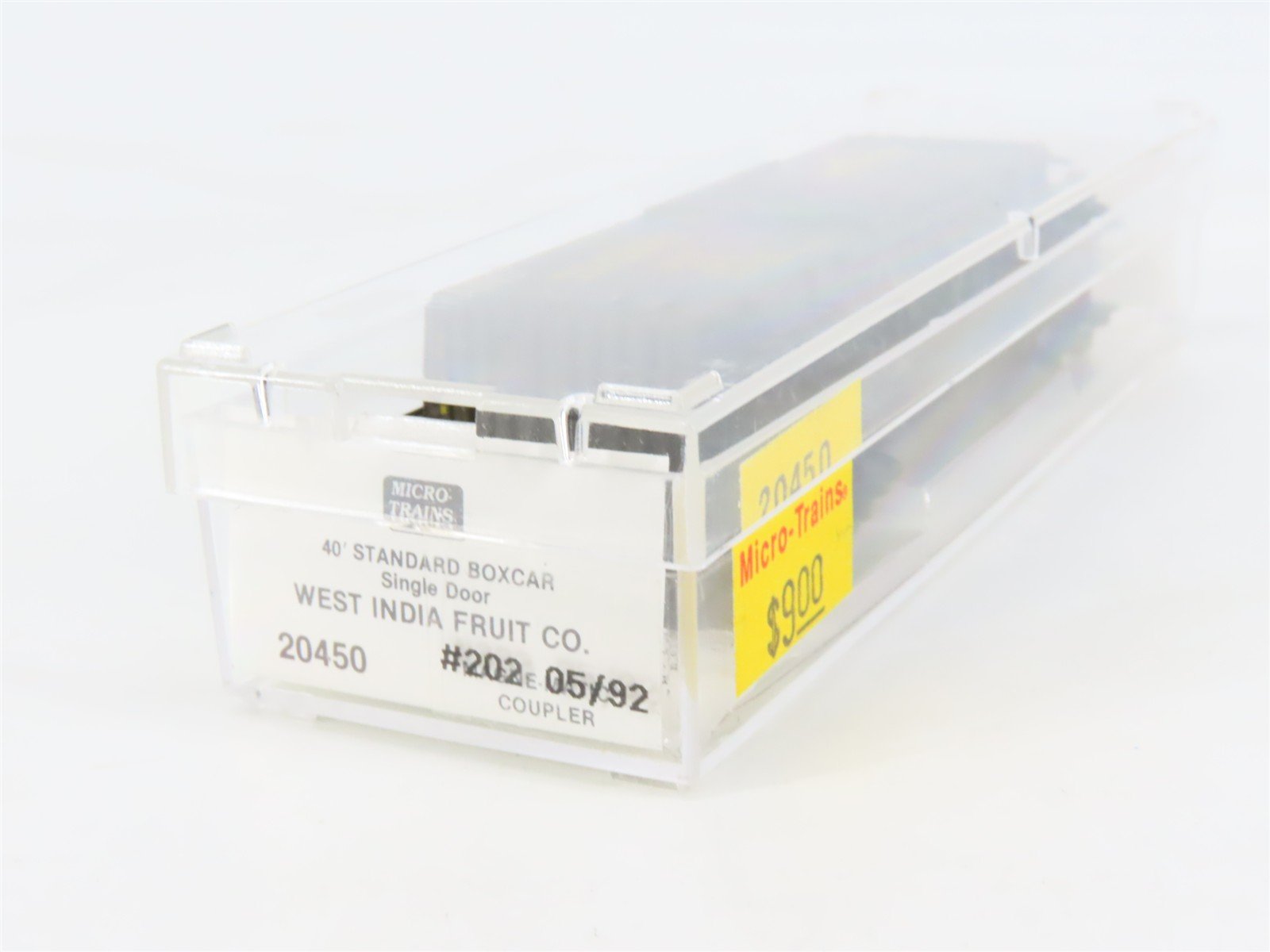 N Scale Micro-Trains MTL 20450 WIF West India Fruit & Steamship 40' Box Car #212