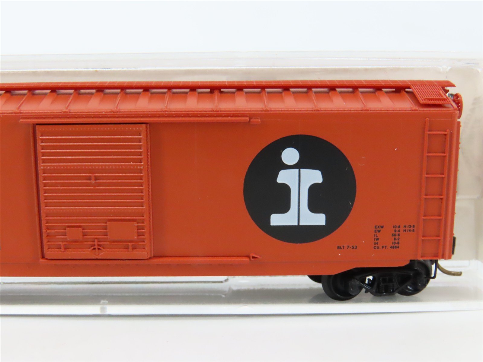 N Scale Micro-Trains MTL 31030 IC Illinois Central 50' Box Car #523469