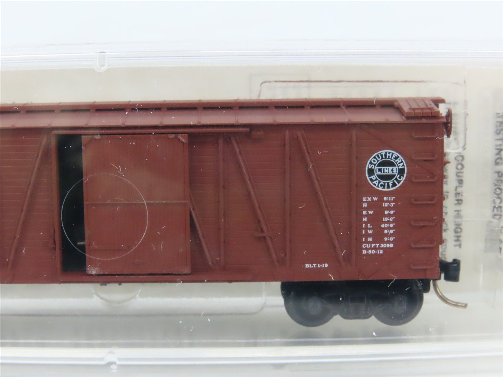 N Scale Micro-Trains MTL 28030 SP Southern Pacific 40' Single Door Boxcar #26360