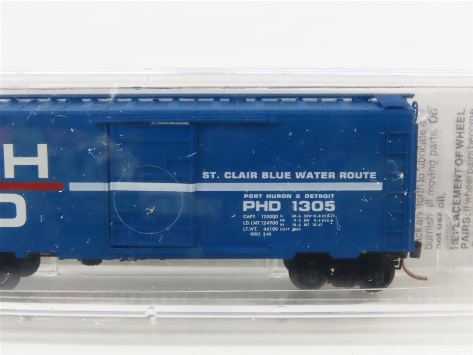 N Scale Micro-Trains MTL 20150 PHD St. Clair Blue Water Route 40' Box Car #1305
