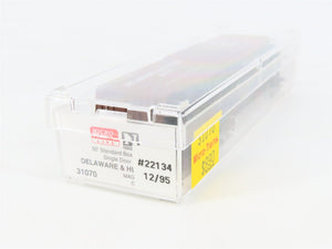 N Scale Micro-Trains MTL 31070 D&H Delaware & Hudson 50' Box Car #22134