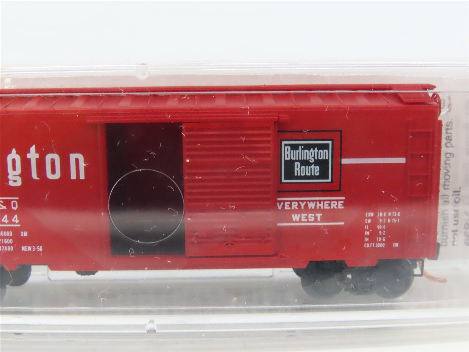 N Scale Micro-Trains MTL 20170 CB&Q Burlington Route 40' Box Car #62944