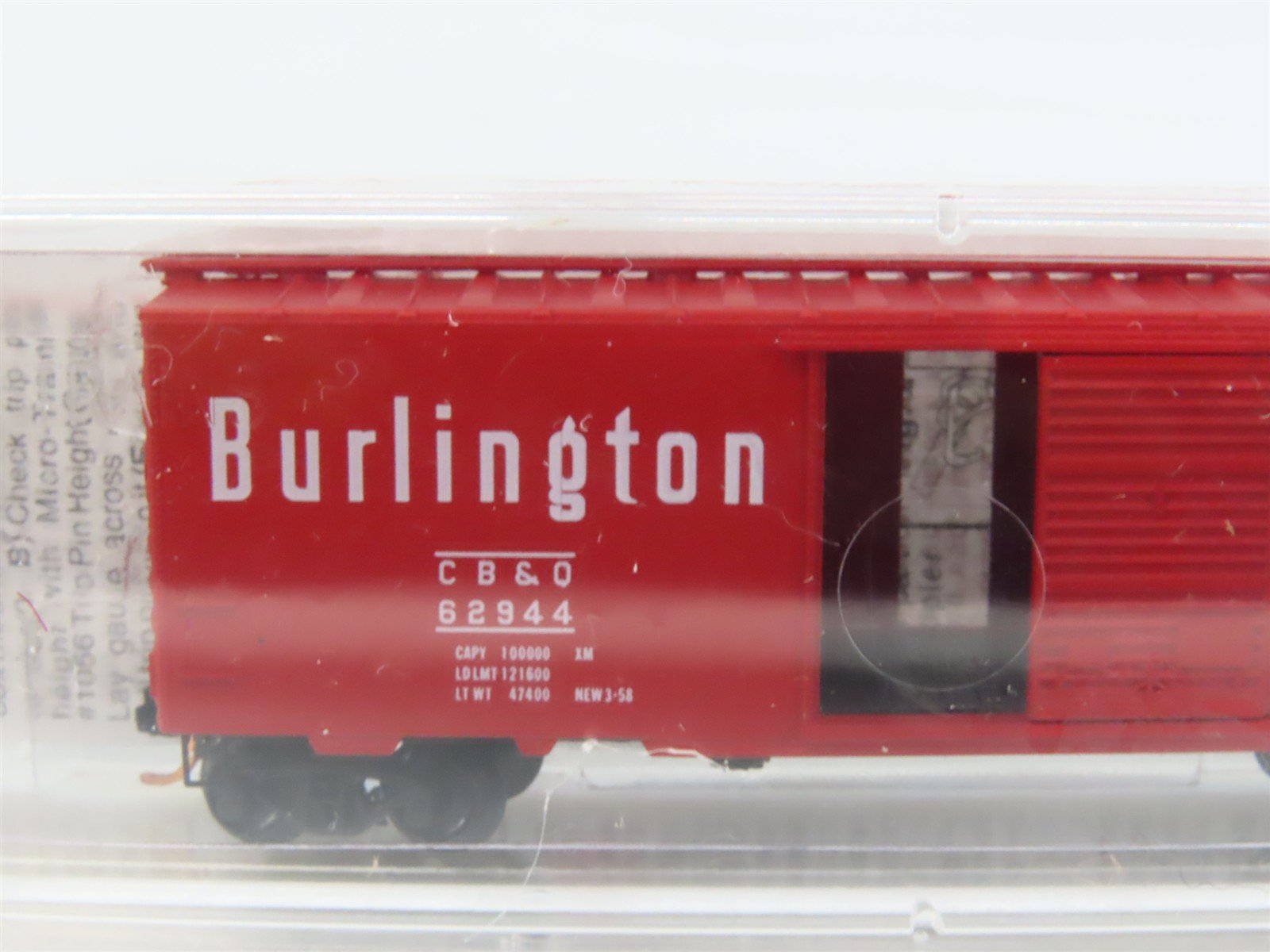 N Scale Micro-Trains MTL 20170 CB&Q Burlington Route 40' Box Car #62944