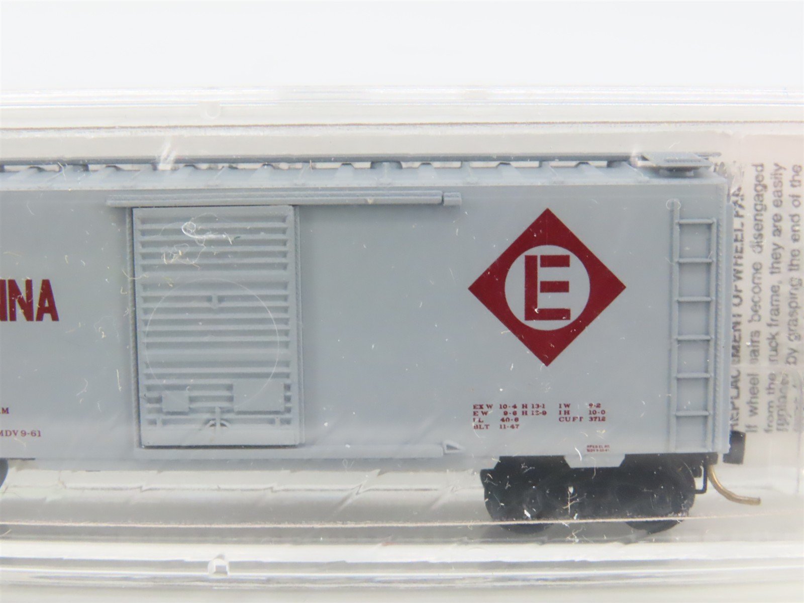 N Scale Micro-Trains MTL 20360 EL Erie Lackawanna 40' Single Door Box Car #73113