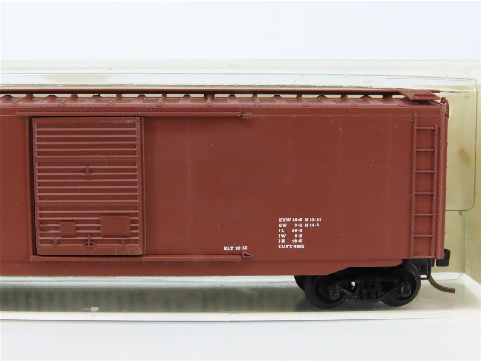 N Scale Kadee Micro-Trains MTL 31000 Dimensional Data 50' Box Car - Blue Label