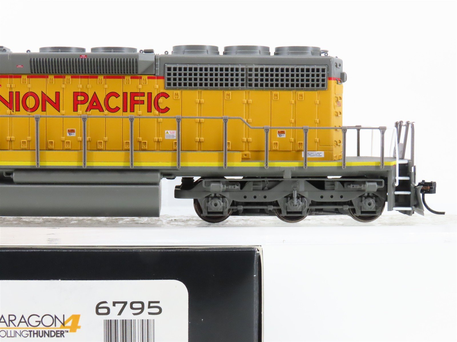 HO Broadway Limited BLI 6795 UP Union Pacific EMD SD40-2 Diesel #1984 - Paragon3