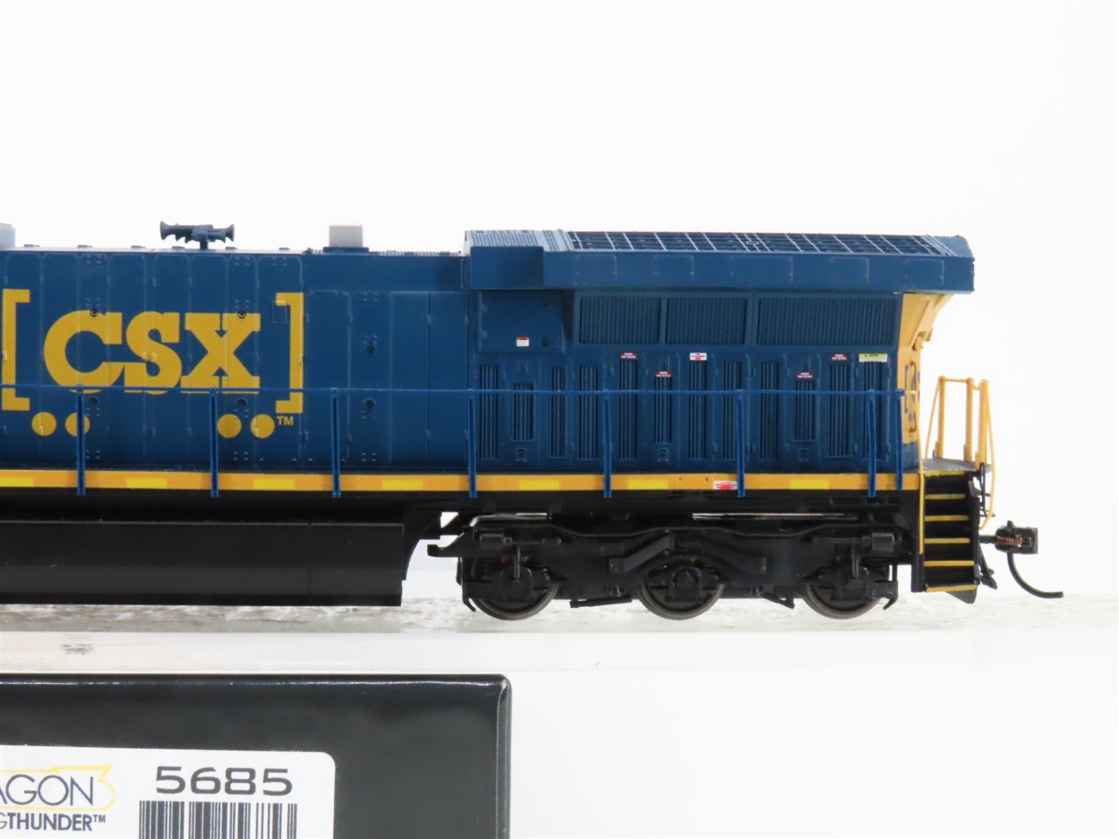 HO Scale Broadway Limited BLI 5685 CSX Yn3b GE AC6000 Diesel #676 - Paragon3