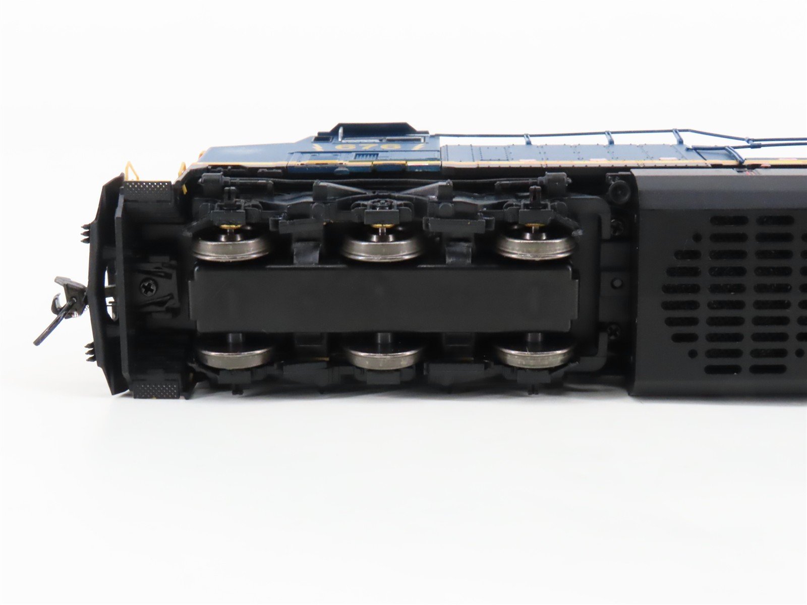 HO Scale Broadway Limited BLI 5685 CSX Yn3b GE AC6000 Diesel #676 - Paragon3