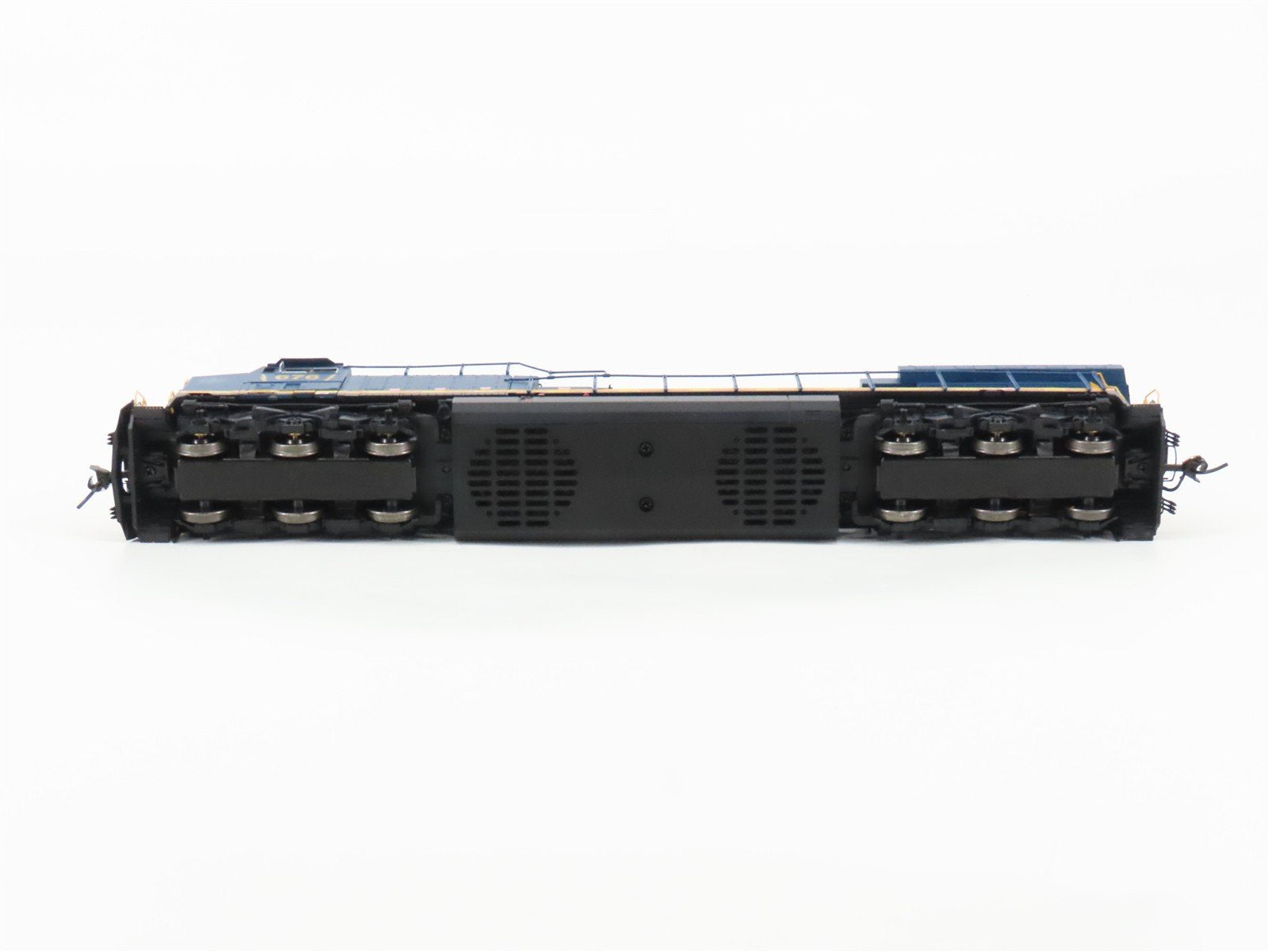 HO Scale Broadway Limited BLI 5685 CSX Yn3b GE AC6000 Diesel #676 - Paragon3