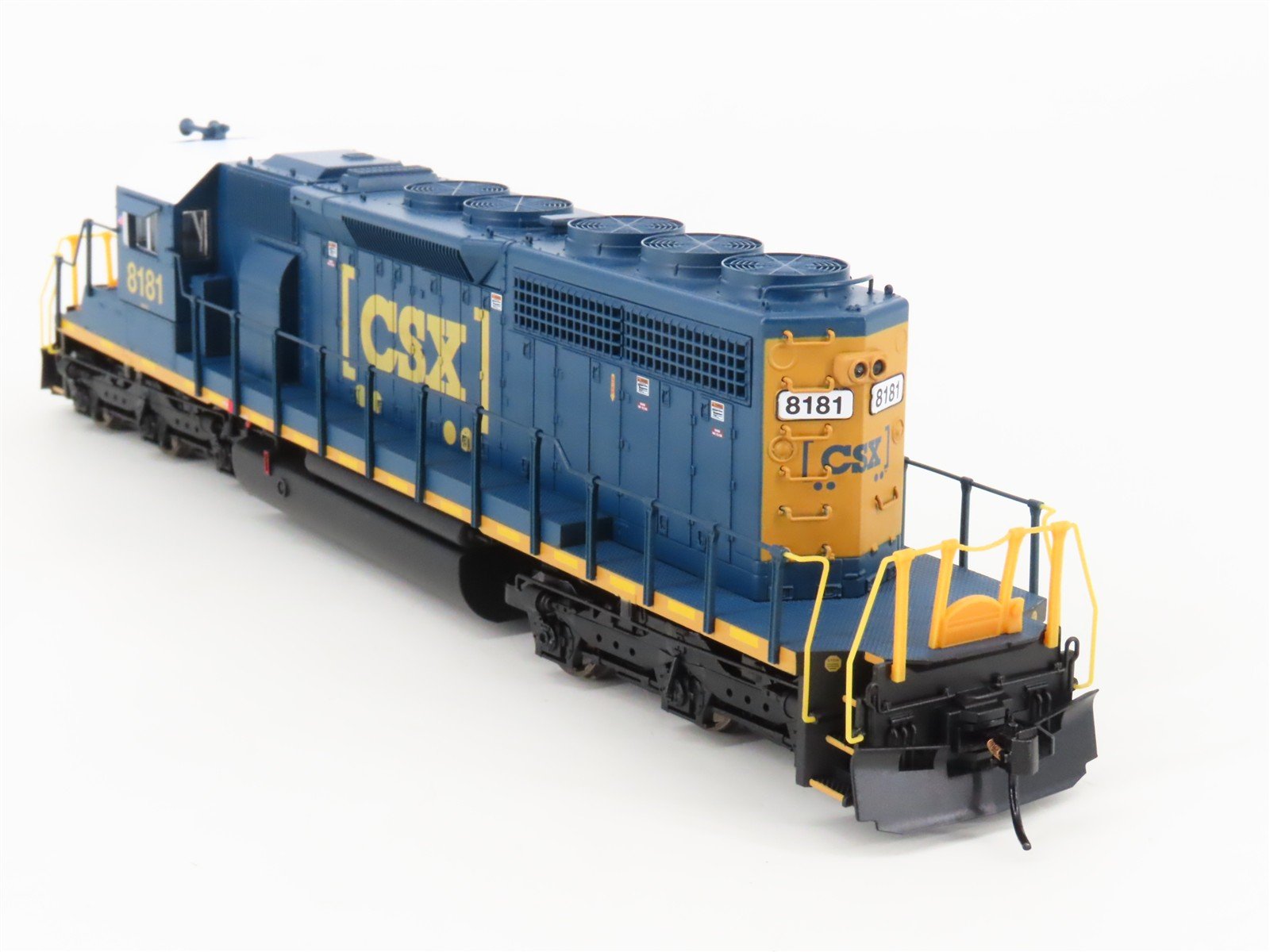 HO Scale Broadway Limited BLI 6782 CSX Yn3b EMD SD40-2 Diesel #8181 - Paragon4