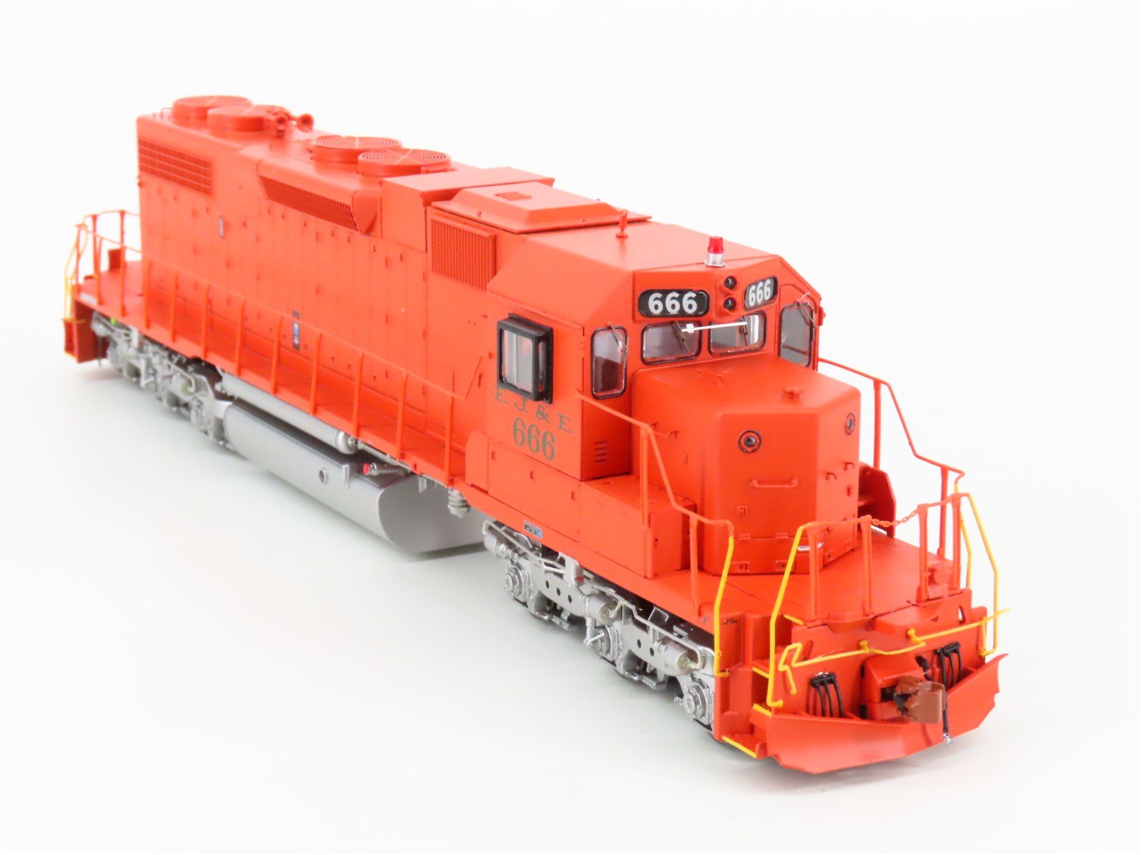 HO Scaletrains Rivet Counter SXT33123 EJ&E EMD SD38-2 Diesel #666 w/ DCC & Sound