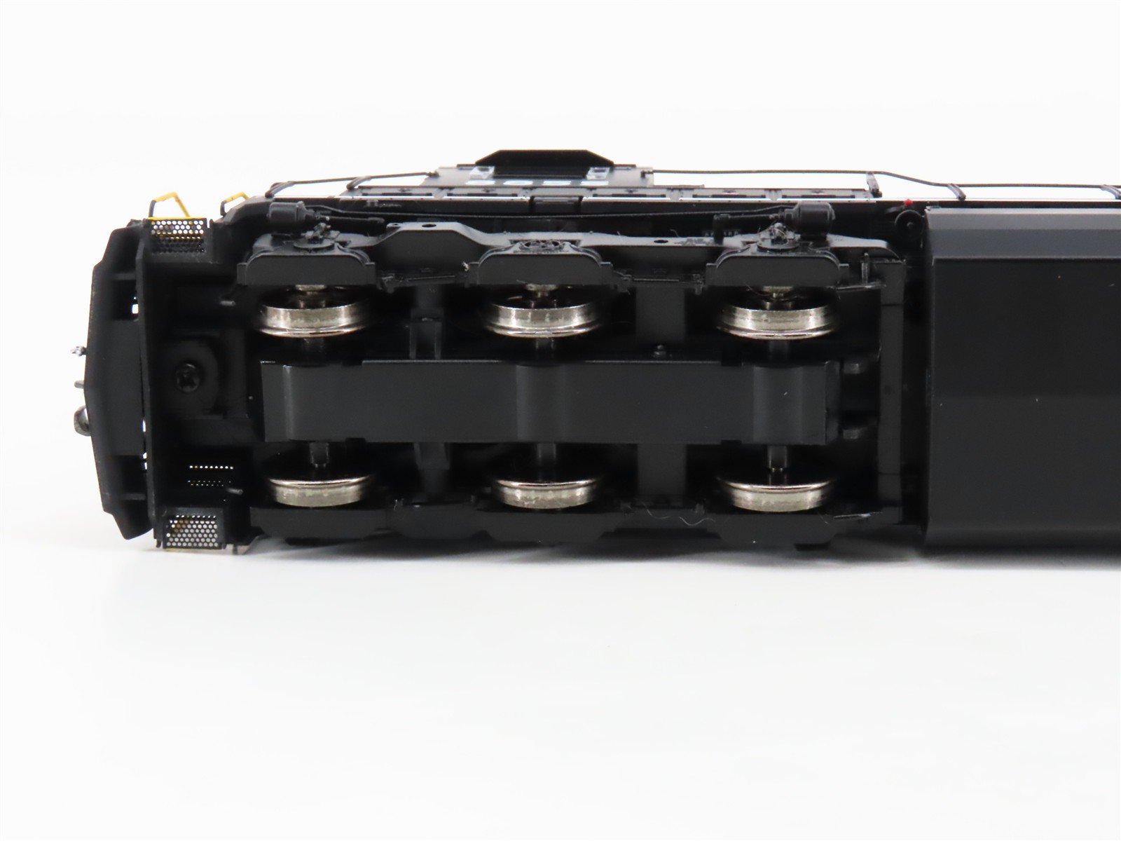HO Scale Athearn Genesis ATHG31602 NS Dash 9-40C Diesel #8855 w/ DCC & Sound