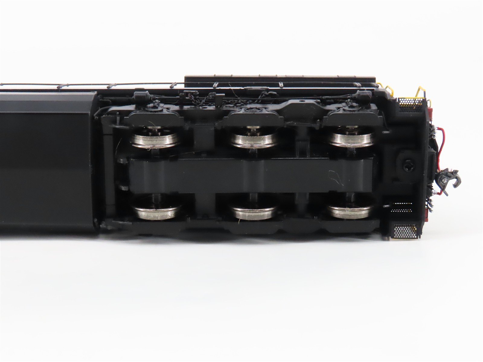 HO Scale Athearn Genesis ATHG31602 NS Dash 9-40C Diesel #8855 w/ DCC & Sound