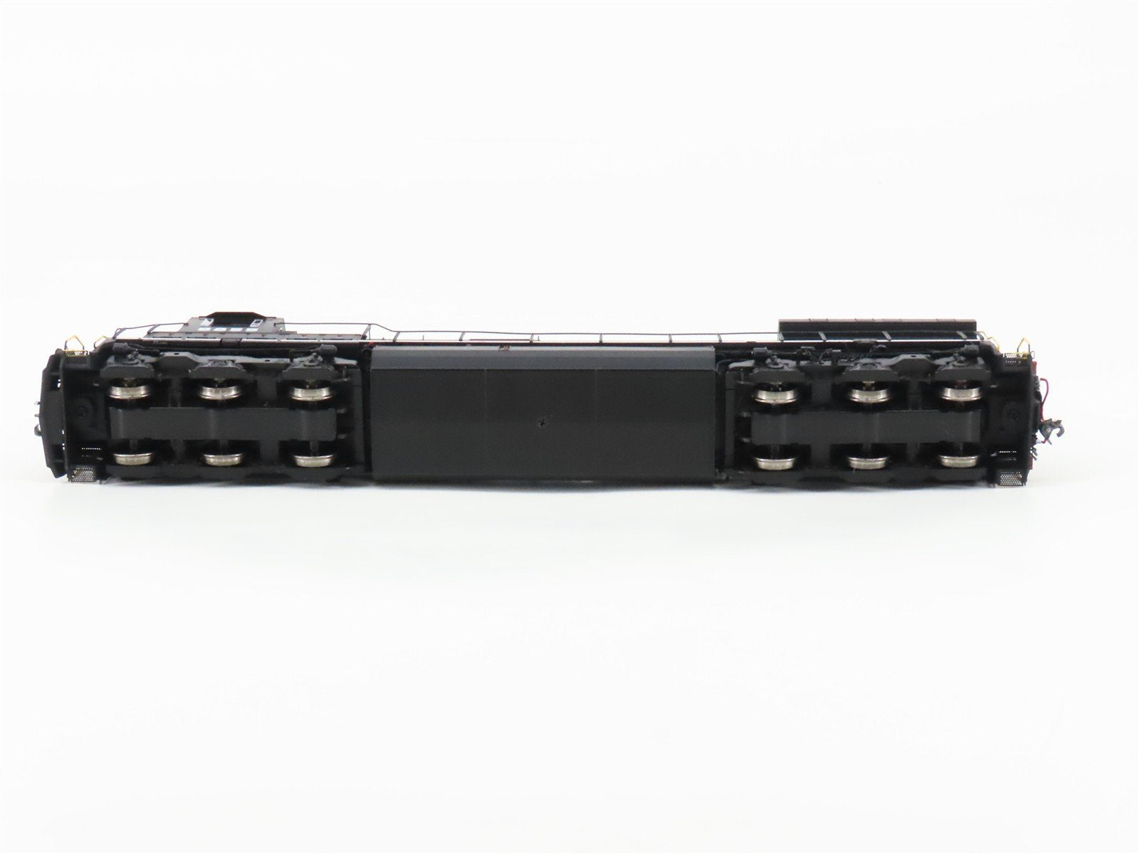 HO Scale Athearn Genesis ATHG31602 NS Dash 9-40C Diesel #8855 w/ DCC & Sound