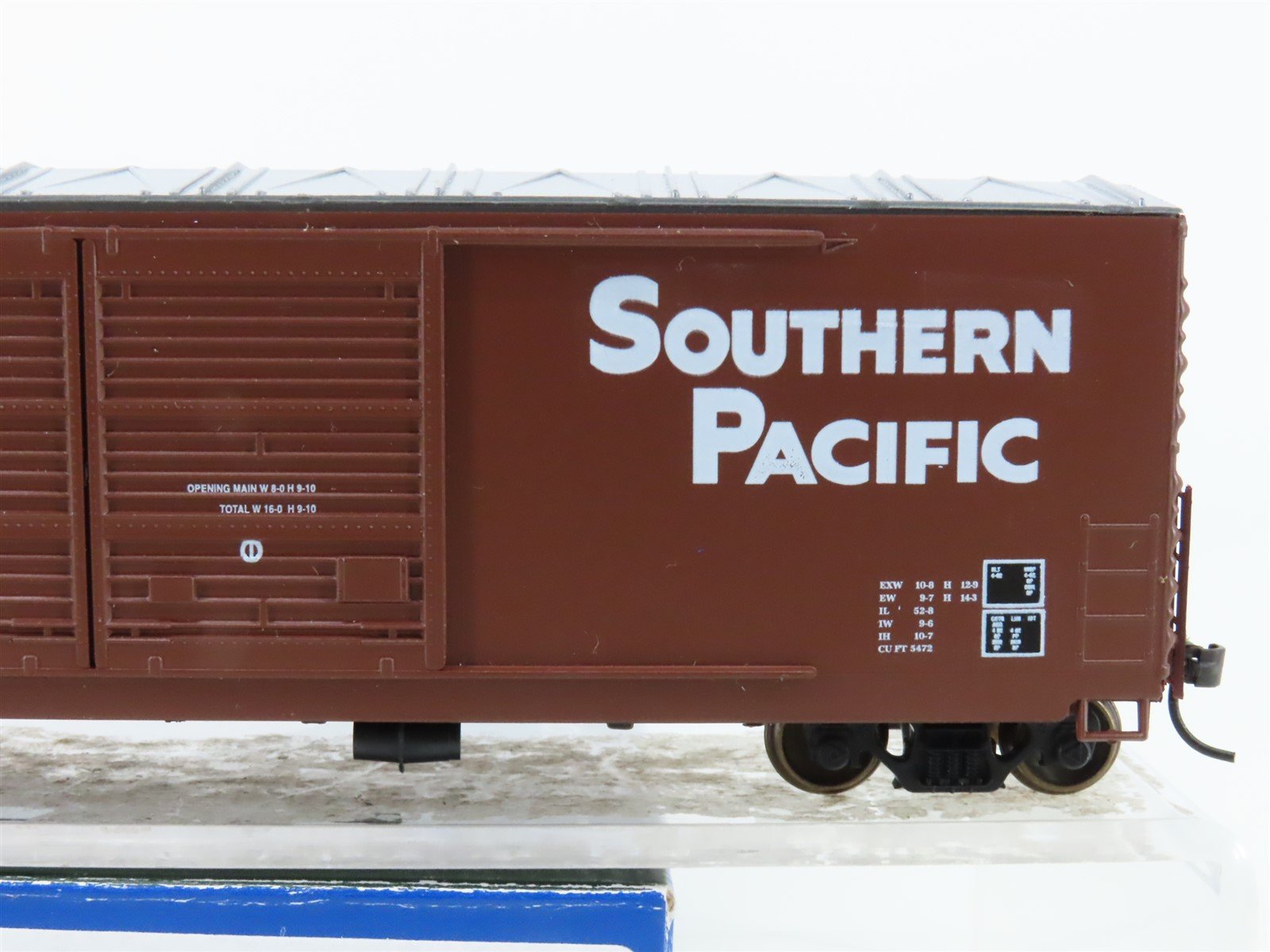 HO Scale LBF 2201 SP Southern Pacific Railroad 50' Double Door Box Car #225768