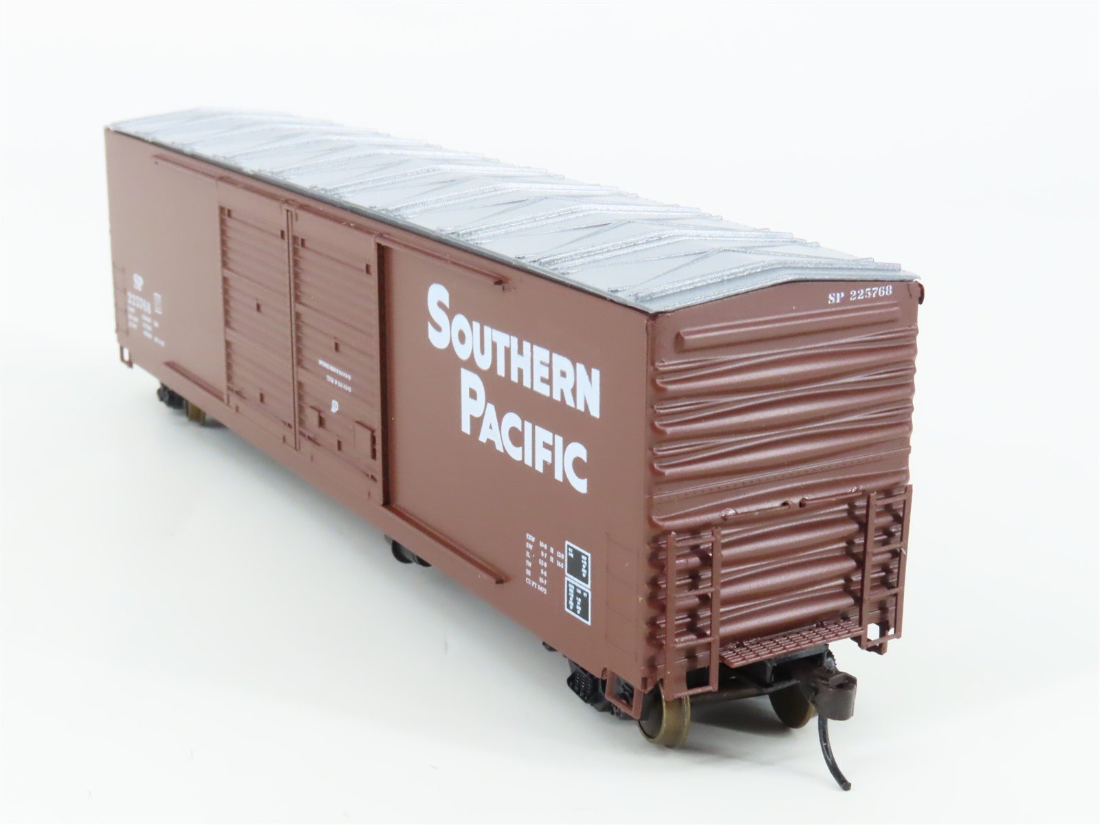 HO Scale LBF 2201 SP Southern Pacific Railroad 50' Double Door Box Car #225768