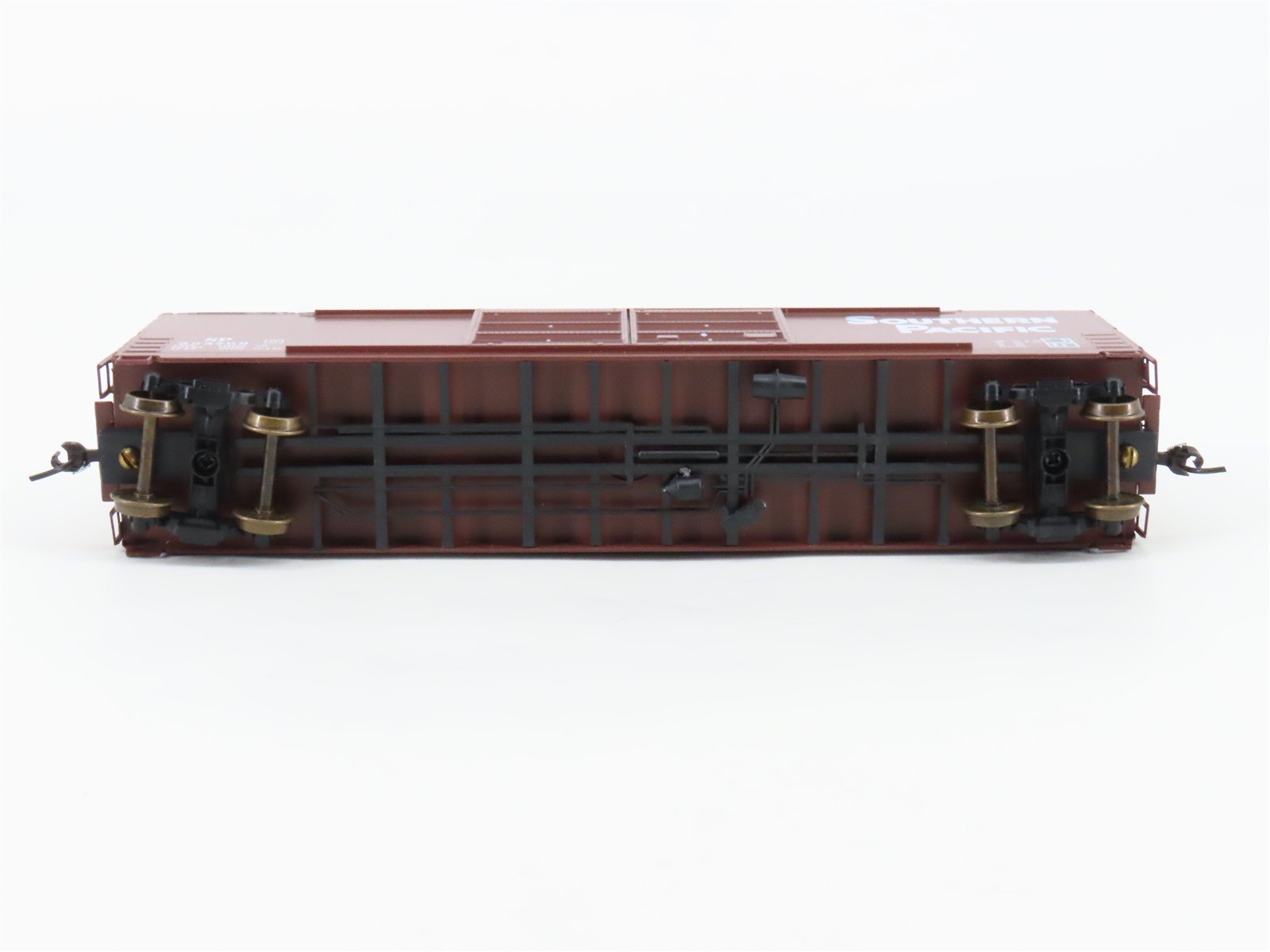 HO Scale LBF 2201 SP Southern Pacific Railroad 50' Double Door Box Car #225768