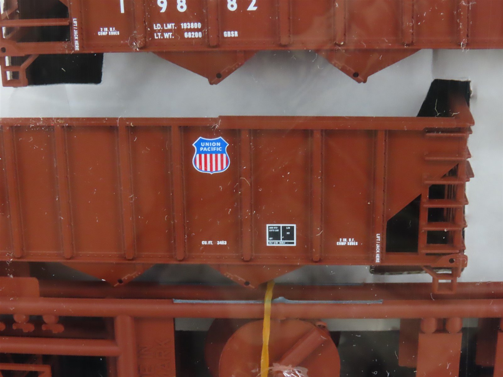HO Walthers Kit 932-49451 D&RGW / UP Rio Grande 4-Bay 100-Ton Hoppers 6-Pack