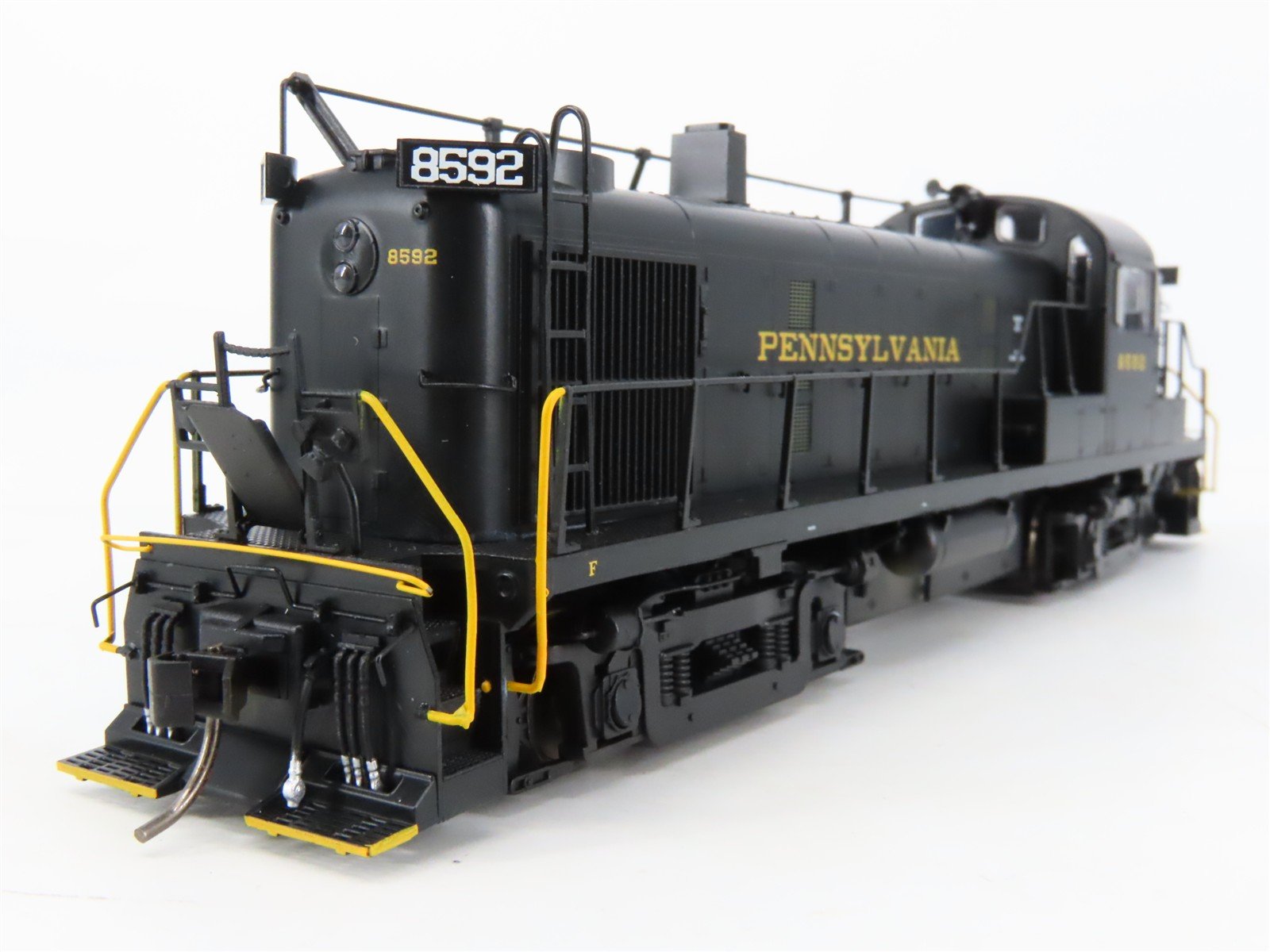HO Bowser Executive 24687 PRR Pennsylvania ALCO RS-3 Diesel #8592 w/ DCC & Sound