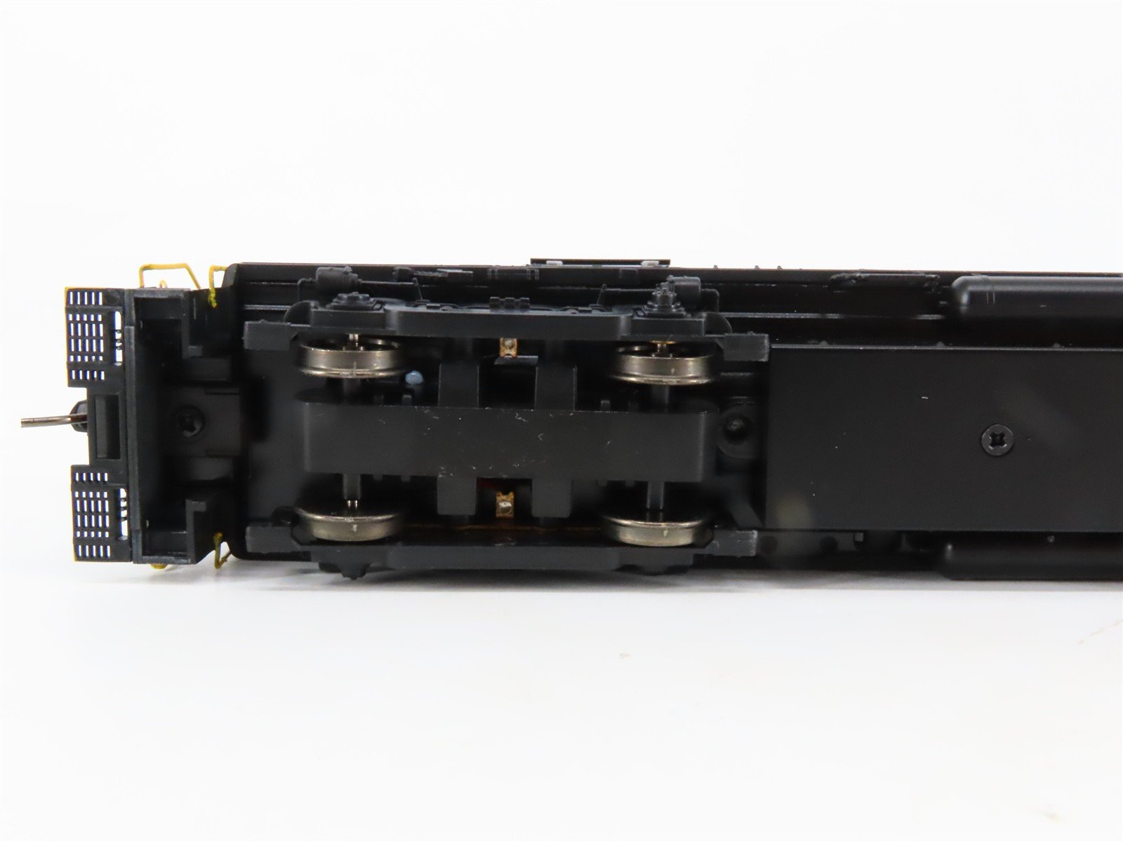 HO Bowser Executive 24687 PRR Pennsylvania ALCO RS-3 Diesel #8592 w/ DCC & Sound