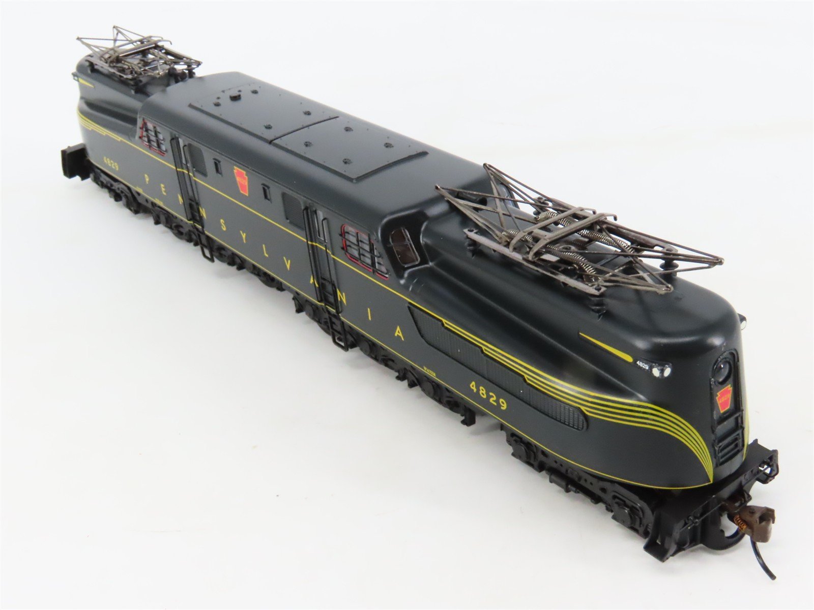 HO Scale Bachmann 65307 PRR Pennsylvania GG1 Electric #4829 w/ DCC & Sound