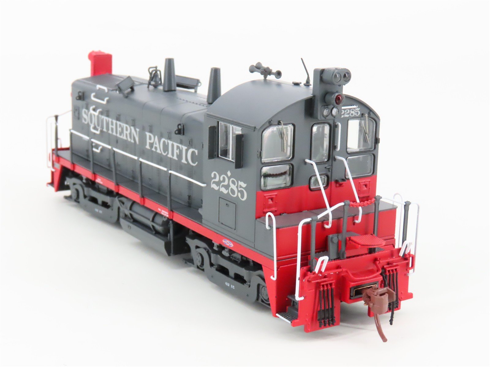 HO Scale Rapido 27557 SP Southern Pacific SW1200 Diesel Loco #2285 wDCC & Sound