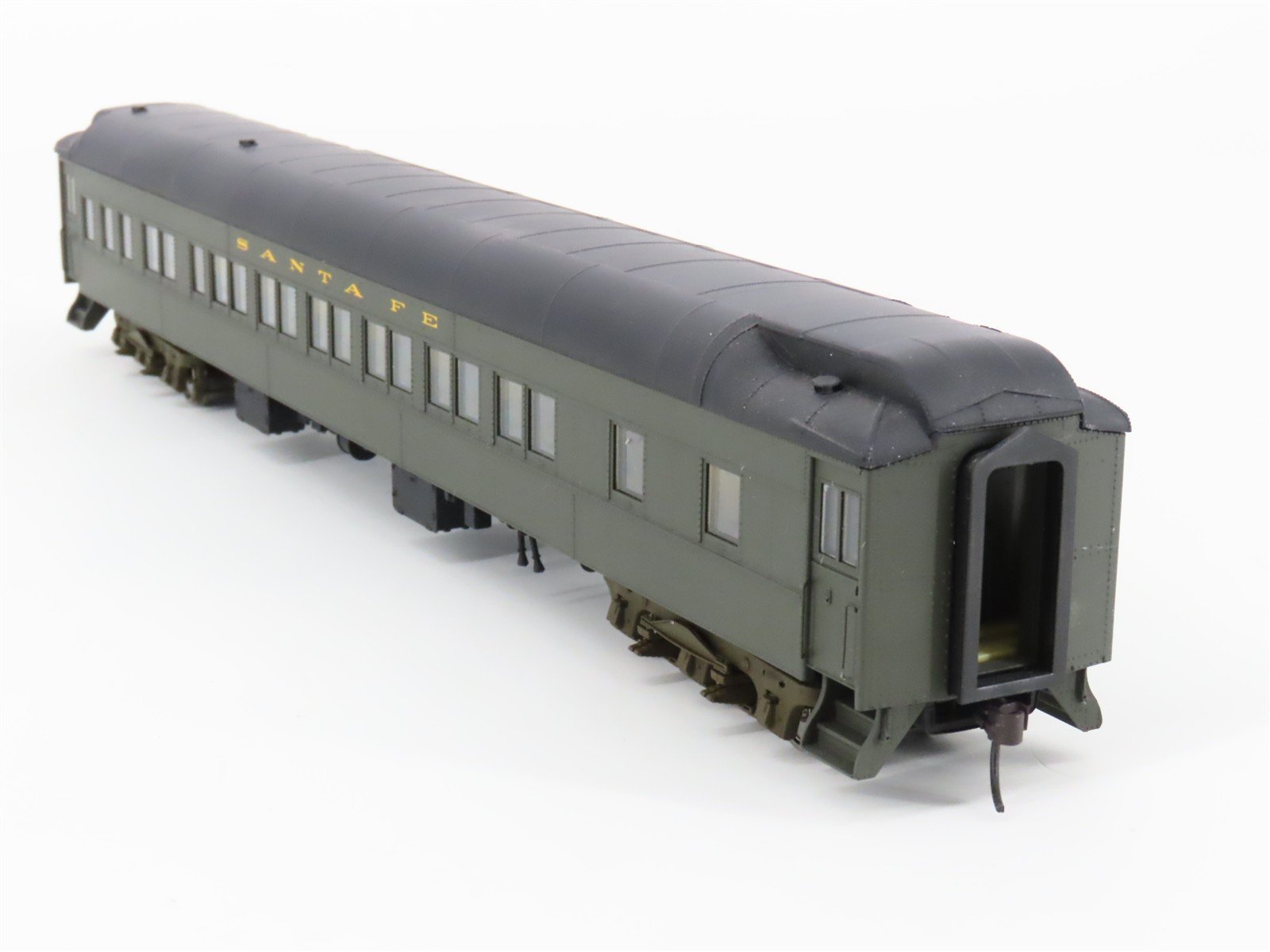 HO Scale Walthers 932-10002 ATSF Santa Fe Heavyweight 12-1 Passenger Car