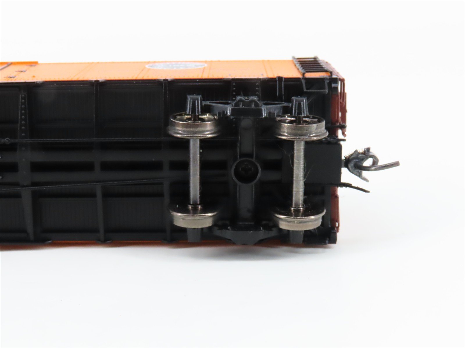 HO Intermountain 46709P-02 PFE Southern Pacific R-40-10 Refrigerator Car #40162